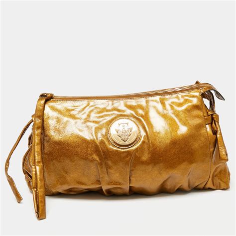 gucci soho metallic leather clutch|Gucci hysteria clutch.